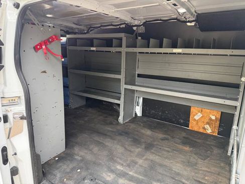 Used 2018 Ford Transit 250 130 Low Roof RWD image 31