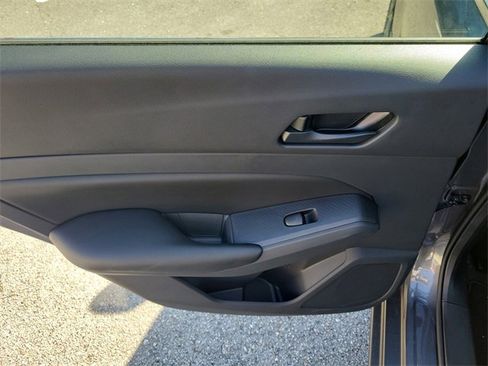 Used 2024 Nissan Altima 2.5 S image 10