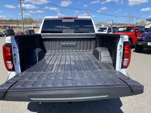 Used 2026 GMC Sierra 1500 Elevation w/ Elevation Premium Package AWD/4WD image 6