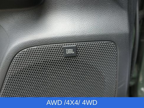 Used 2022 Toyota Tacoma Limited AWD/4WD image 13