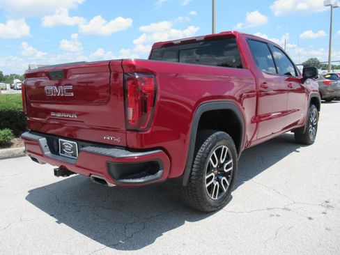 Used 2021 GMC Sierra 1500 AT4 w/ AT4 Preferred Package AWD/4WD image 7