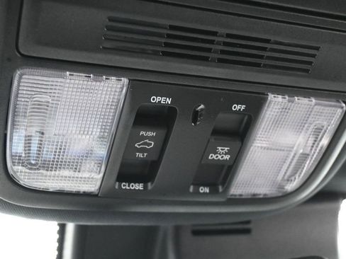 Used 2023 Honda Passport EX-L image 27