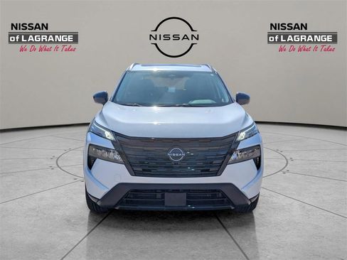 New 2026 Nissan Rogue SV image 2