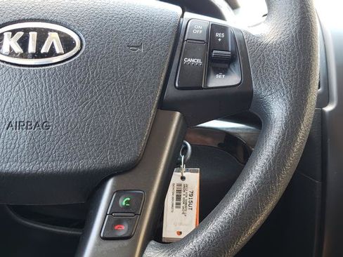 Used 2013 Kia Sorento LX w/ Value Pkg FWD image 21