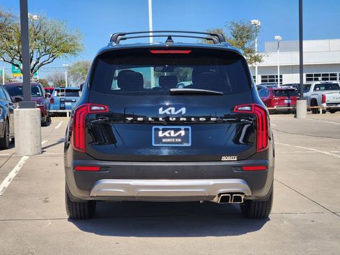 Certified 2022 Kia Telluride EX image 13