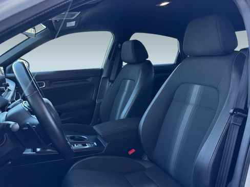 Used 2023 Honda Civic Sport image 5