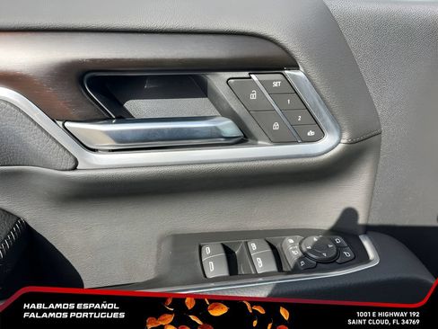 Used 2025 GMC Sierra 3500 Denali w/ Denali Reserve Package AWD/4WD image 21