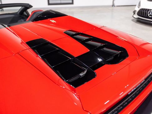 Used 2017 Lamborghini Huracan LP 610-4 image 16