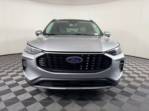 Used 2023 Ford Escape Platinum w/ Premium Technology Package image 11