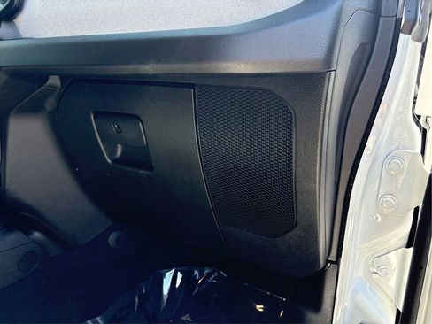Used 2025 Jeep Wrangler Sport AWD/4WD image 38