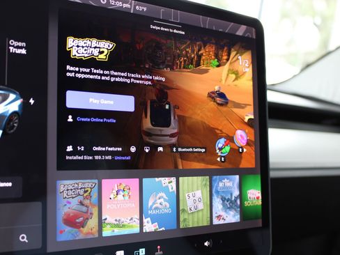 Used 2020 Tesla Model 3 Performance image 27