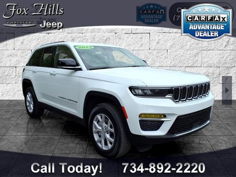 Used 2022 Jeep Grand Cherokee Limited AWD/4WD image 1