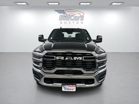 Used 2026 RAM 2500 Big Horn AWD/4WD image 2