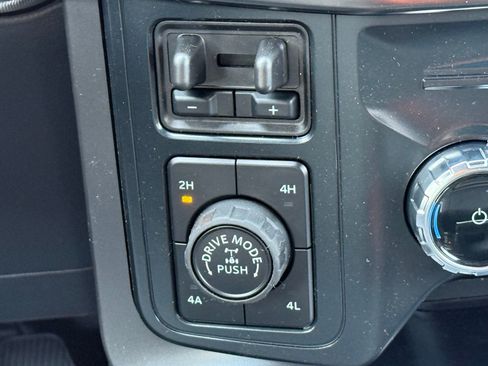 New 2026 Ford F150 Lariat w/ Equipment Group 502A High image 28