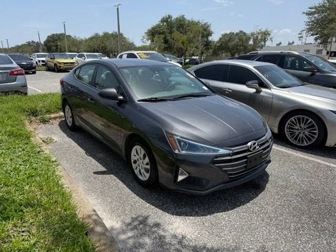 Used 2020 Hyundai Elantra SE FWD image 7