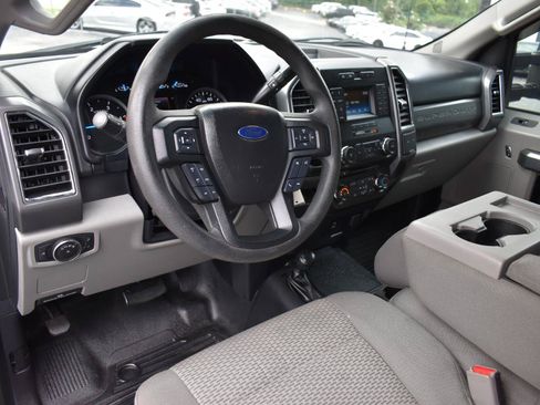 Used 2017 Ford F250 XLT AWD/4WD image 10