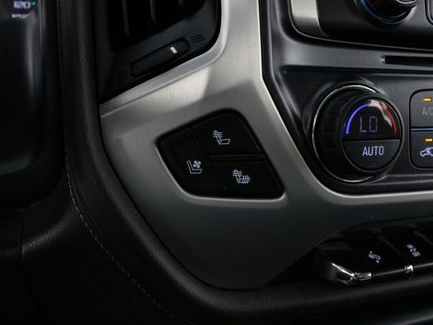 Used 2018 GMC Sierra 1500 SLT AWD/4WD image 8