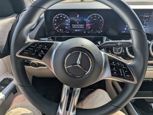 Used 2025 Mercedes-Benz GLA 250 4MATIC image 20