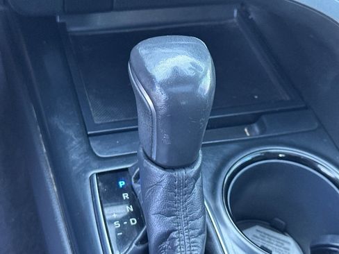 Used 2020 Toyota Camry SE image 22