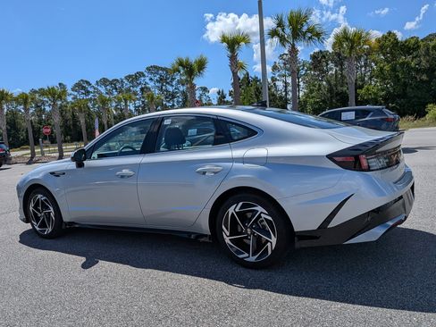 Used 2024 Hyundai Sonata SEL w/ Convenience Package image 6