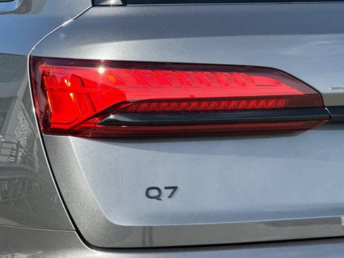 Certified 2026 Audi Q7 2.0T Premium Plus w/ Convenience Plus Package AWD/4WD image 27