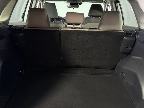 Used 2020 Toyota RAV4 XLE w/ XLE Grade Weather Package AWD/4WD image 28
