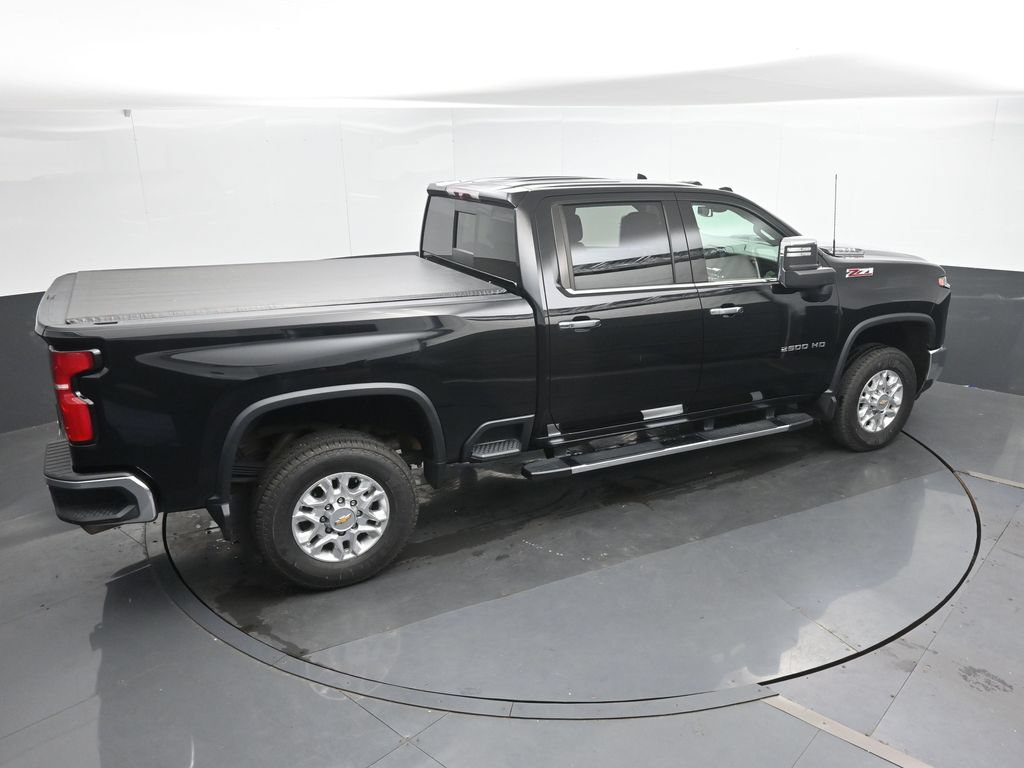 Used 2024 Chevrolet Silverado 2500 LTZ w/ LTZ Convenience Package AWD/4WD image 33