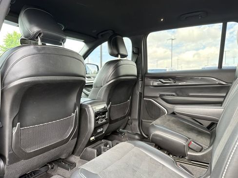 Used 2021 Jeep Grand Cherokee L Laredo AWD/4WD image 12