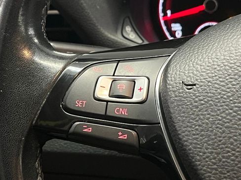 Used 2020 Volkswagen Passat 2.0T R-Line image 23