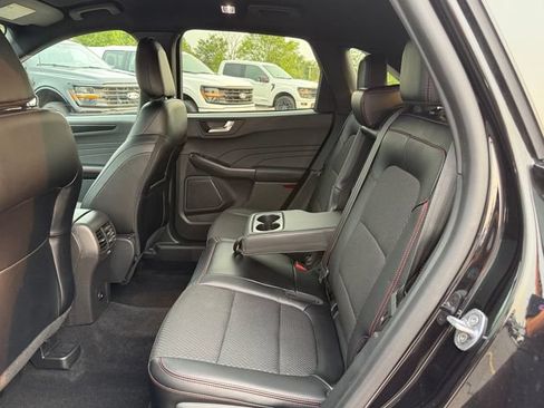 Certified 2024 Ford Escape ST-Line w/ Tech Pack #1 AWD/4WD image 10