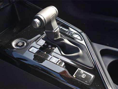 New 2025 Kia Niro EX Touring image 24