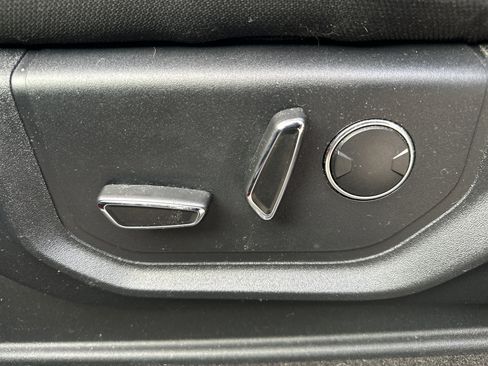 Used 2018 Ford F150 XLT w/ Equipment Group 302A Luxury image 23