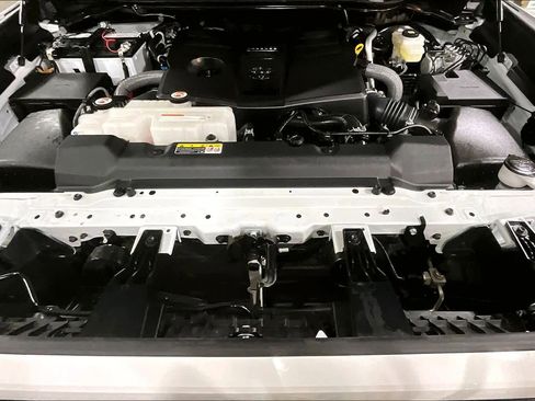 Used 2024 Toyota Tundra SR5 image 31