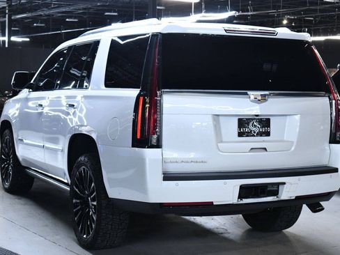 Used 2016 Cadillac Escalade Premium AWD/4WD image 5