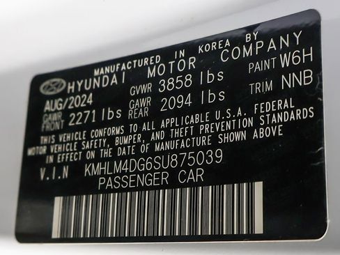 Used 2025 Hyundai Elantra Sport w/ Cargo Package FWD image 44