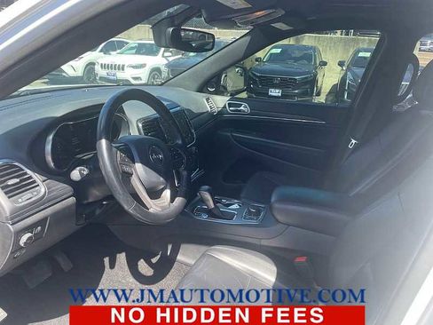Used 2020 Jeep Grand Cherokee Limited image 2