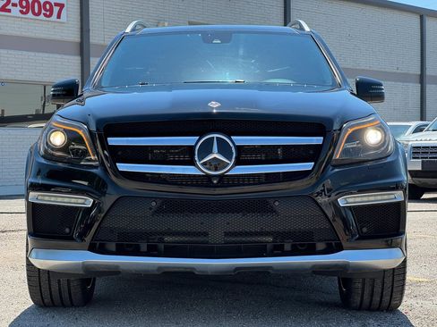 Used 2014 Mercedes-Benz GL 63 AMG 4MATIC image 11