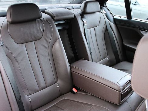 Used 2016 BMW 740i RWD image 22