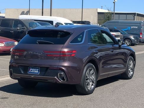 Used 2023 Genesis GV70 2.5T w/ Advanced Package AWD/4WD image 5