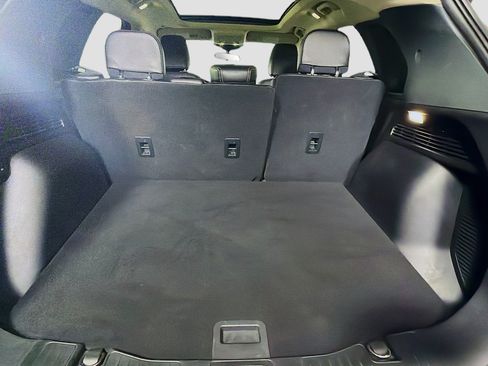 Used 2020 Ford Escape SE Sport FWD image 28