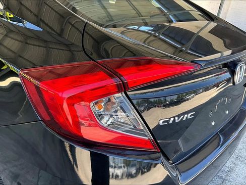Used 2021 Honda Civic Sport image 20