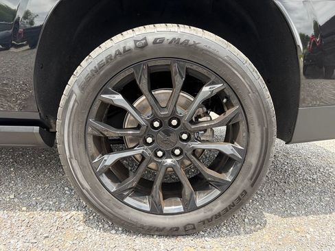 Used 2025 GMC Yukon XL Denali w/ Sun & Power Step Package AWD/4WD image 16