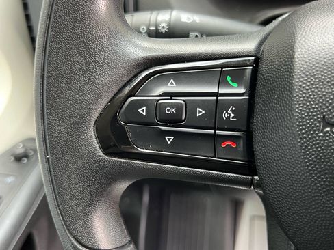 Used 2022 RAM ProMaster 2500 w/ Convenience Group image 26