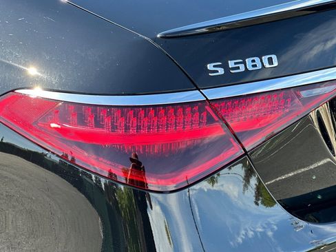 New 2025 Mercedes-Benz S 580 4MATIC Sedan image 12