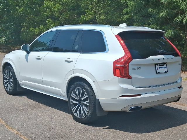 Used 2020 Volvo XC90 T5 Momentum w/ Protection Package AWD/4WD image 3