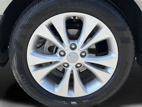 Used 2015 Kia Soul + FWD image 27
