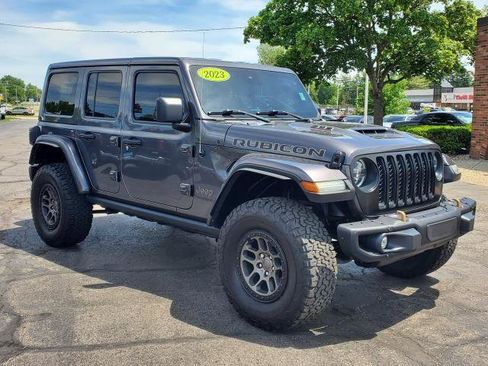 Used 2022 Jeep Wrangler Unlimited Rubicon w/ Xtreme Recon 35" Tire Package AWD/4WD image 2