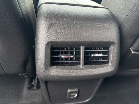 Used 2022 GMC Terrain SLE w/ Driver Convenience Package image 31