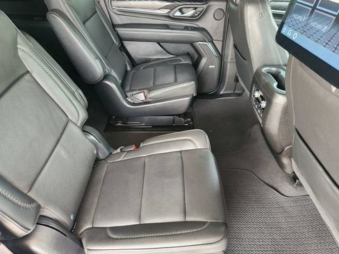 Used 2023 GMC Yukon Denali AWD/4WD image 29