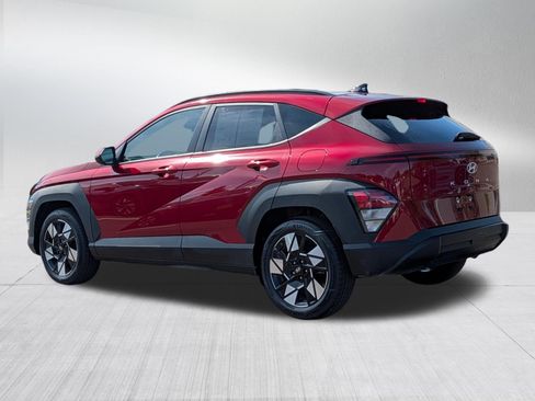 Used 2024 Hyundai Kona SEL FWD image 5